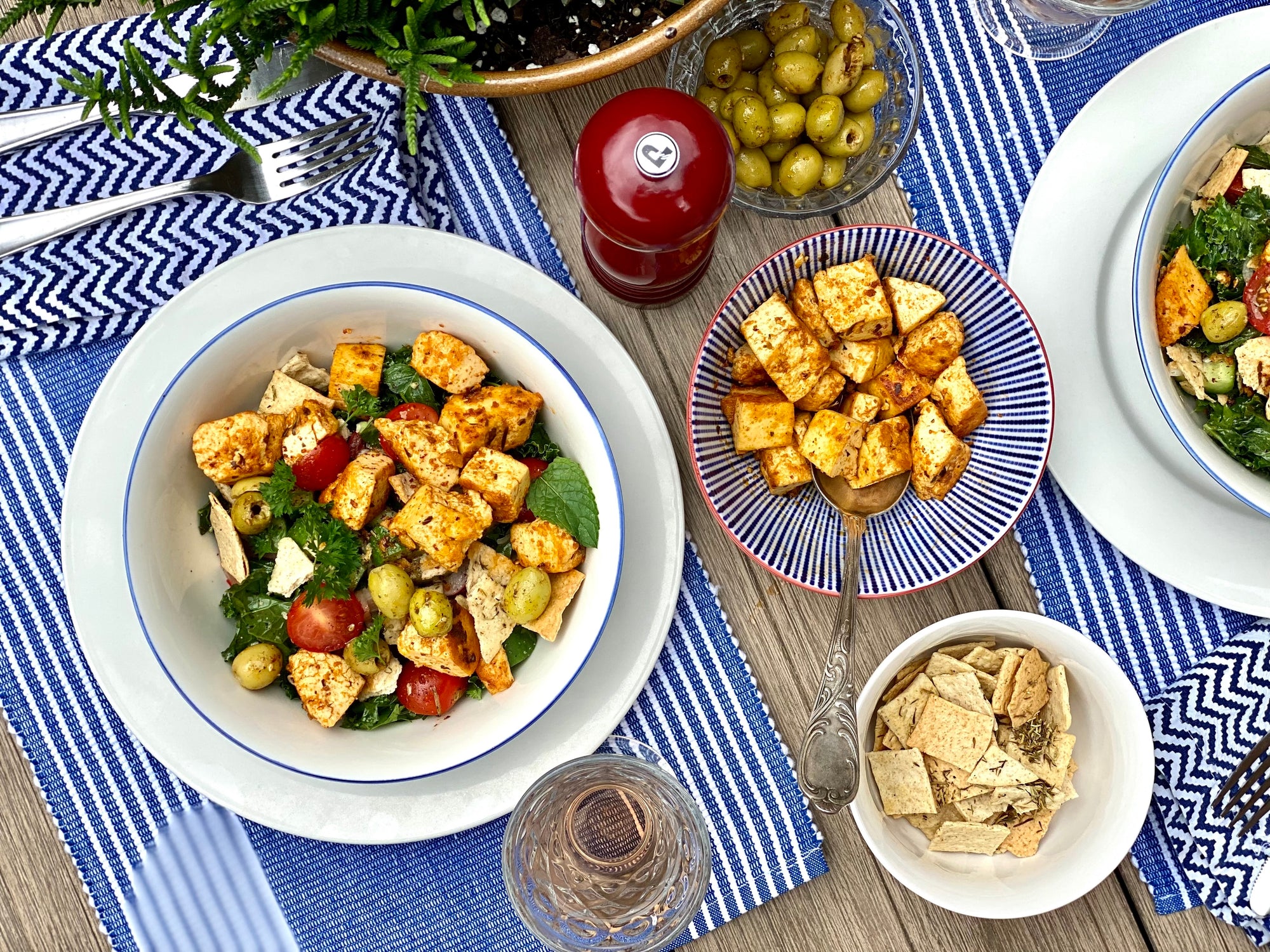 Kale Fattoush Salad with Shish Taouk Tofu