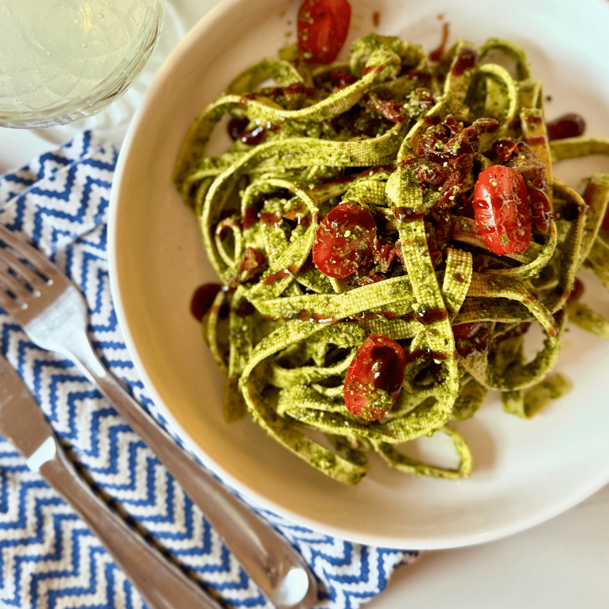 Soy Fettuccine with Pesto, Cherry Tomatoes & Sundried Tomatoes