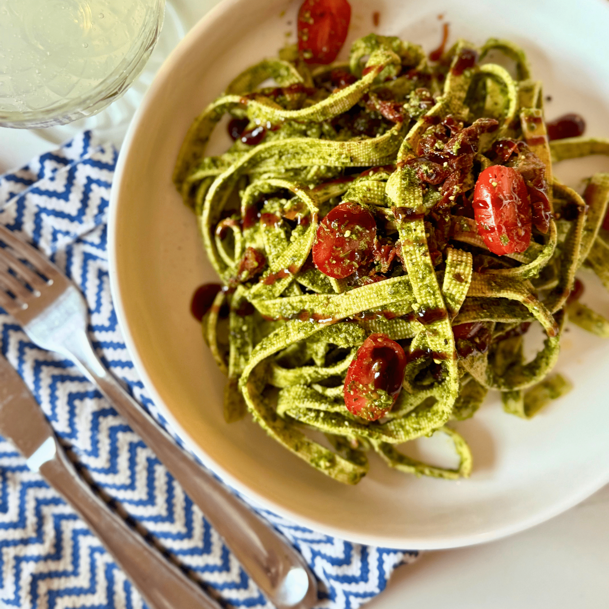 Soy Fettuccine with Pesto, Cherry Tomatoes & Sundried Tomatoes